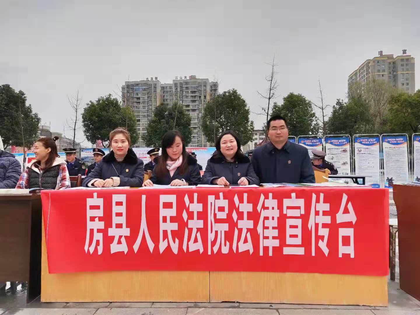 微信图片_20181205112638.jpg 微信图片_20181205112638.jpg