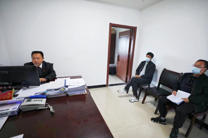 积极履行劳动者报酬.jpg 积极履行劳动者报酬.jpg