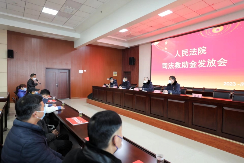 代表发言.jpg 代表发言.jpg